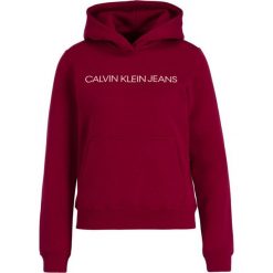 Bluza Calvin Klein Jeans J20J212308. Czerwone bluzy damskie Calvin Klein Jeans, xs, bez wzorów, z bawełny, bez rękawów, bez kaptura. W wyprzedaży za 329,00 zł.