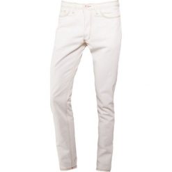 Jeansy męskie regular: Band of Outsiders WAVE TROUSERS Jeansy Slim Fit ivory