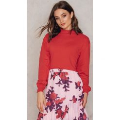 Josefin Ekström for NA-KD Bluza Rad - Red. Czerwone bluzy damskie marki Josefin Ekström for NA-KD, m. W wyprzedaży za 50,47 zł.