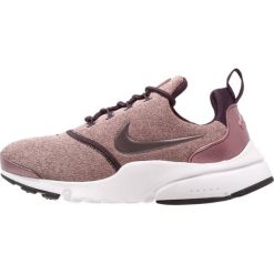 Tenisówki damskie: Nike Sportswear PRESTO FLY Tenisówki i Trampki port wine/particle pink/black/metallic mahogany
