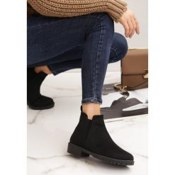 Czarne Botki Englorie. Czarne botki damskie Renee, z okrągłym noskiem, przed kolano, na wysokim obcasie, na płaskiej podeszwie, bez zapięcia. Za 99,99 zł.