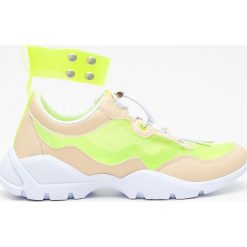 Chunky sneakers z bransoletką na kostkę - Zielony. Zielone bransoletki damskie marki Cropp. Za 159,99 zł.