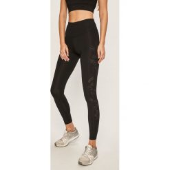 Desigual Sport - Legginsy. Czarne spodnie damskie Desigual Sport, s, bez wzorów, z elastanu. W wyprzedaży za 179,90 zł.