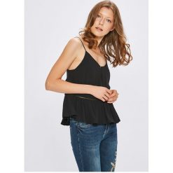 Review - Top. Czarne topy damskie marki Review, s, z wiskozy. W wyprzedaży za 89,90 zł.