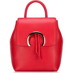 Plecak damski. Czarne plecaki damskie Wittchen, bez wzorów, ze skóry, eleganckie. W wyprzedaży za 359,90 zł.