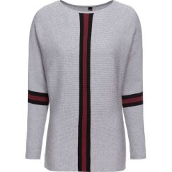 Sweter dzianinowy bonprix szaro-czarno-czerwony klonowy. Szare swetry damskie bonprix, w paski, z dzianiny, bez rękawów, bez kaptura. Za 54,99 zł.