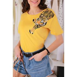 T-shirt damski PAOLIA MUSTARD. Żółte bluzki damskie IVET, z nadrukiem, bez kołnierzyka. W wyprzedaży za 38,00 zł.