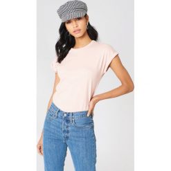 Rut&Circle T-shirt Ella Basic - Pink. Różowe t-shirty damskie Rut&Circle, z bawełny. Za 80,95 zł.