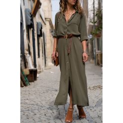 Sukienka WANDY. Brązowe sukienki damskie Sukienka WANDY, s, bez wzorów, eleganckie, bez kołnierzyka, bez rękawów, długie. W wyprzedaży za 139,00 zł.