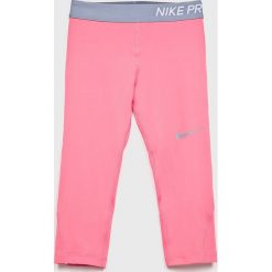 Nike Kids - Legginsy dziecięce. Różowe spodnie dziewczęce Nike Kids, s, bez wzorów, z elastanu, dri-fit (nike). W wyprzedaży za 79,90 zł.