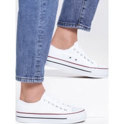 Białe Trampki Ghosts. Białe trampki i tenisówki damskie Inny, bez wzorów, na sznurówki. Za 59,99 zł.