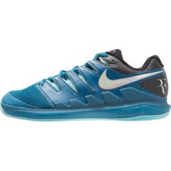 Nike Performance AIR ZOOM VAPOR X HC Obuwie multicourt green abyss/multicolor/bleach. Niebieskie buty trekkingowe męskie marki Nike Performance, z tworzywa sztucznego, na golfa. W wyprzedaży za 471,20 zł.