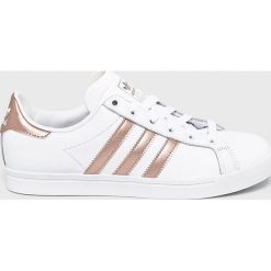Adidas Originals - Buty Coast Star. Białe buty sportowe damskie adidas Originals, bez wzorów, ze skóry, sportowe. W wyprzedaży za 249,90 zł.