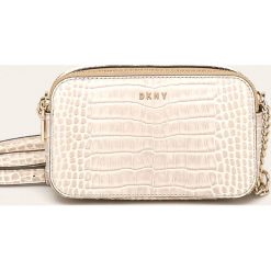 Dkny - Torebka skórzana. Listonoszki damskie DKNY, w paski, ze skóry, na ramię, małe, bez dodatków. Za 859,90 zł.