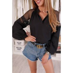 Koszula damska BORINDA BLACK. Czarne bluzki damskie IVET, bez wzorów, eleganckie, bez kołnierzyka, bez rękawów. W wyprzedaży za 49,00 zł.