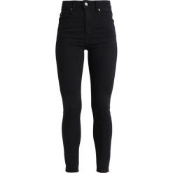 Dr.Denim TAYLOR Jeans Skinny Fit black. Czarne jeansy damskie marki Dr.Denim. Za 299,00 zł.