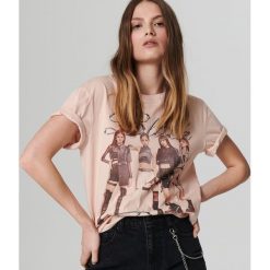 Koszulka BlackPink -. Koszulki damskie Cropp, s, bez wzorów, bez kołnierzyka, bez rękawów. Za 59,99 zł.