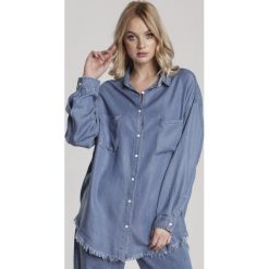 Niebieska Koszula Himelina. Niebieskie bluzki damskie Renee, s, bez wzorów, z wykładanym kołnierzem, z długim rękawem. Za 109,99 zł.