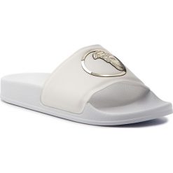 Klapki VERSACE COLLECTION - LSD584C LSCBM L432 Bianco. Białe klapki damskie marki Versace Collection, bez wzorów, z tworzywa sztucznego, bez obcasa. Za 869,00 zł.