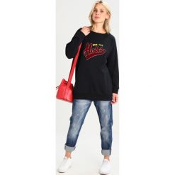Bluzy damskie: LOIS Jeans OVER HOLA Bluza black