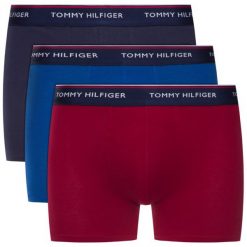 Komplet 3 par bokserek TOMMY HILFIGER UM0UM00010. Czarne bokserki męskie TOMMY HILFIGER, bez wzorów, z elastanu. W wyprzedaży za 119,00 zł.