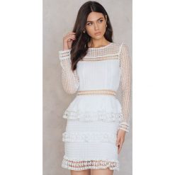 Sukienki: Endless Rose Sukienka z wielowarstwową koronką – Offwhite
