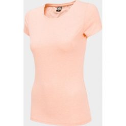 T-shirt damski TSD300 - jasny róż melanż. Różowe koszulki damskie 4f, bez wzorów, bez kołnierzyka. Za 29,99 zł.
