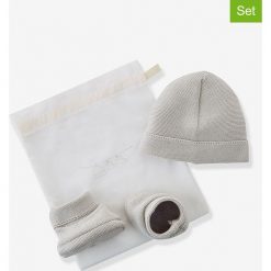 2-częściowy zestaw: czapka i skarpetki. Szare skarpetki chłopięce Vertbaudet Boys, bez wzorów, z bawełny. W wyprzedaży za 35,95 zł.