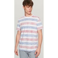 T-shirt w paski - Czerwony. Czerwone t-shirty męskie Reserved, l, w paski. W wyprzedaży za 39,99 zł.