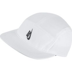 Nike Czapka z daszkiem Biały. Białe czapki męskie Nike, bez wzorów, z bawełny. Za 128,95 zł.