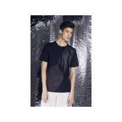 T-shirty męskie: T-shirt z aplikacjami z ekologicznego zamszu i skóry |CZARNY|