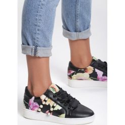 Czarne Sneakersy Lucky Burble. Czarne sneakersy damskie Renee, z satyny. Za 79,99 zł.