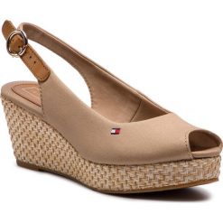 Espadryle TOMMY HILFIGER - Iconic Elba Basic Sling Back FW0FW04081 Cobblestone 068. Pomarańczowe espadryle damskie TOMMY HILFIGER, bez wzorów, ze skóry, bez obcasa, na obcasie. W wyprzedaży za 249,00 zł.