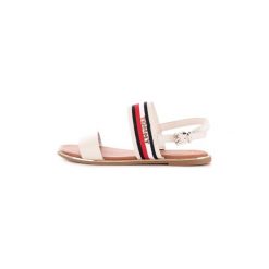 Sandały Tommy Hilfiger FW04049. Białe sandały damskie TOMMY HILFIGER, bez wzorów, bez obcasa, bez zapięcia. Za 366,25 zł.