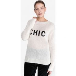 TWINSET Sweter Biały. Białe bluzy damskie Twinset, s, bez wzorów, z wiskozy, bez rękawów, bez kaptura. Za 631,95 zł.