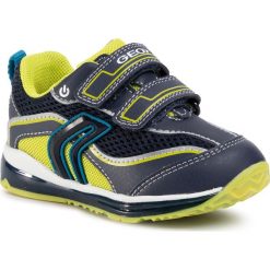Sneakersy GEOX - B Todo B. A B0284A 014BU C0749 Navy/Lime. Niebieskie trampki chłopięce Geox, bez wzorów, ze skóry ekologicznej, na rzepy. W wyprzedaży za 209,00 zł.