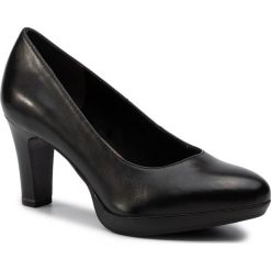 Półbuty TAMARIS - 1-22410-23 Black 001. Czarne półbuty damskie Tamaris, z materiału. W wyprzedaży za 179,00 zł.