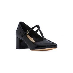 Czółenka Clarks ORABELLA FERN. Czarne czółenka damskie marki Clarks. Za 423,26 zł.