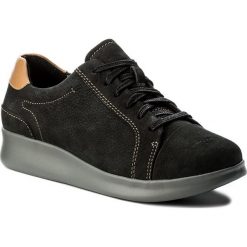 Półbuty CLARKS - Un Flare 261295774 Black. Czarne półbuty damskie skórzane marki Clarks, na płaskiej podeszwie. W wyprzedaży za 299,00 zł.