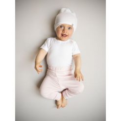 Czapka BAMBOO BIEL 68. Czapeczki niemowlęce NANAF ORGANIC, bez wzorów. Za 24,99 zł.