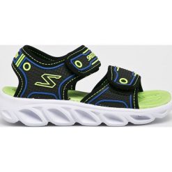 Skechers - Sandały dziecięce. Czarne sandały chłopięce Skechers, z materiału, bez zapięcia. W wyprzedaży za 129,90 zł.