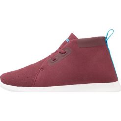 Native CHUKKA Tenisówki i Trampki wysokie spice red/shell white. Czerwone trampki dziewczęce marki Native, z tworzywa sztucznego. W wyprzedaży za 134,50 zł.