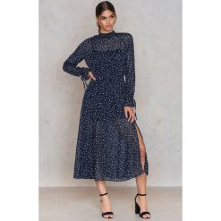 Sukienki hiszpanki: Glamorous Sukienka w gwiazdki – Blue