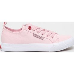 Cross Jeans - Tenisówki. Różowe trampki i tenisówki damskie Cross Jeans, bez wzorów, z jeansu, na sznurówki. W wyprzedaży za 49,90 zł.