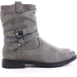 BOTKI DAMSKIE TS 15A65Z01 SZA. Botki damskie T. Sokolski, ze skóry, bez obcasa, bez zapięcia. Za 119,00 zł.