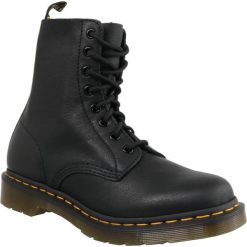 Dr. Martens 1490 Pascal 13512006. Czarne buty trekkingowe damskie Dr. Martens. W wyprzedaży za 549,99 zł.