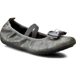 Baleriny GEOX - J Piuma Ball G J44B0G 000KP C9002 D Dk Grey. Szare baleriny damskie Geox, ze skóry ekologicznej. W wyprzedaży za 179,00 zł.