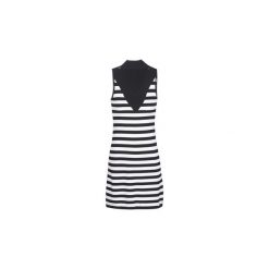 Sukienki krótkie Guess KIMBERLY. Czarne sukienki damskie Guess, s, bez wzorów, bez kołnierzyka, z krótkim rękawem, krótkie, mini. Za 439,00 zł.