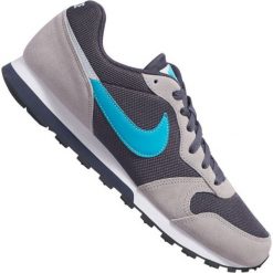 Szare Buty Nike Md Runner 2 ES1 M CI2232-002. Szare buty sportowe męskie Nike, na jesień, ze skóry, bez zapięcia, do biegania, nike md runner. W wyprzedaży za 289,00 zł.