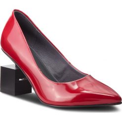 Półbuty UNITED NUDE - Cube Pump 1034223119 Red. Czerwone półbuty damskie skórzane marki United Nude, eleganckie, na obcasie. W wyprzedaży za 699,00 zł.